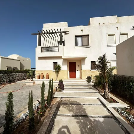 Modern 3Bdr Ancient Sands Tv
